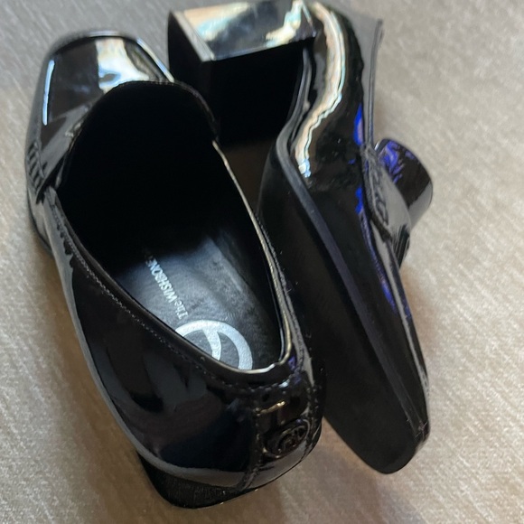 Patent Leather Shoe - Picture 7 of 8